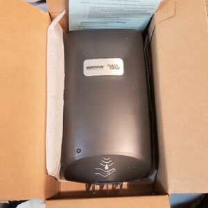 Monogram Clean Force Nexa Compact Touch-free Hand Hygiene Dispenser 750ml